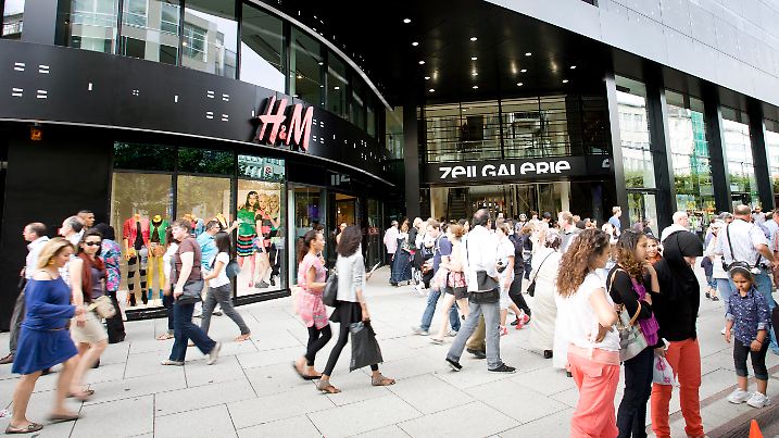 Einkaufszenter Zeilgalerie auf der Zeil in Frankfurt am Main