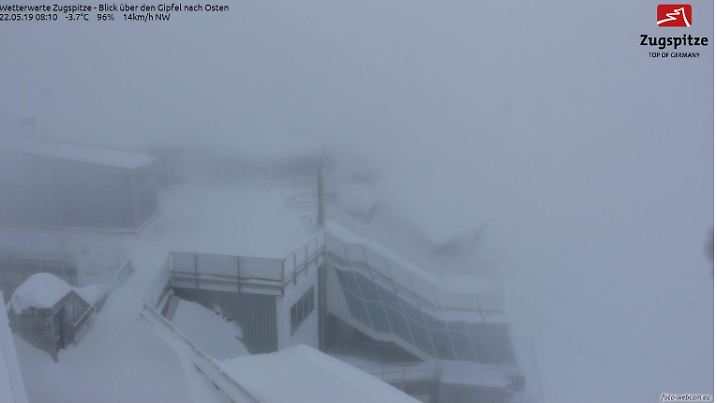 Auf der Zugspitze wurden am 22.05.2019 600 Zentimeter Schnee gemessen. foto-webcam.eu